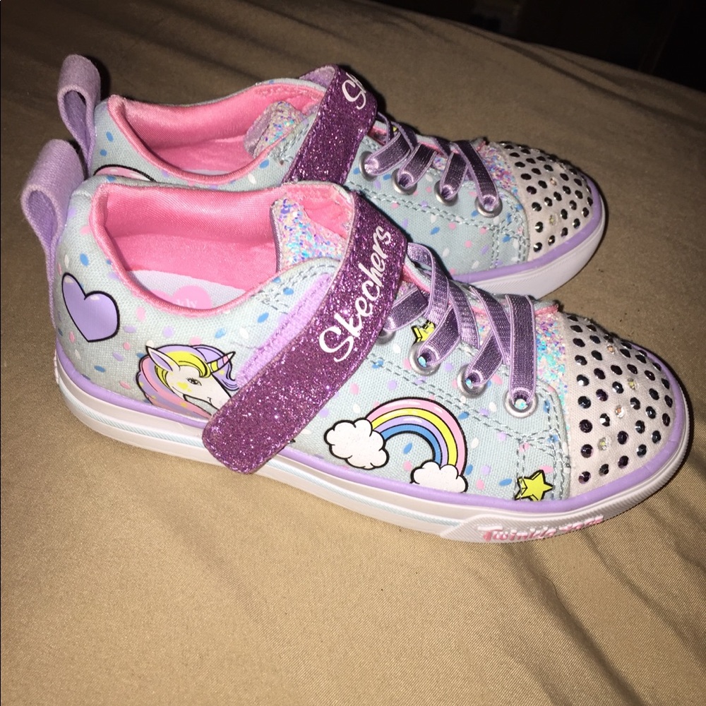 Girl shoes